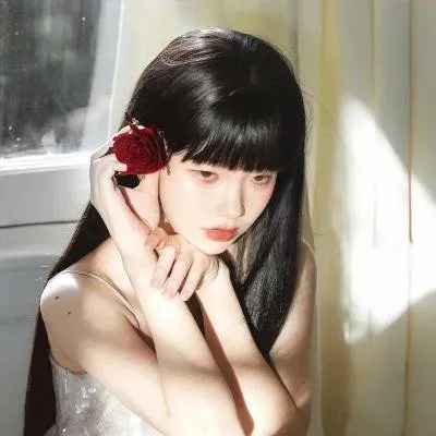 【一镜到底神作】《超越无限两分钟》超清版：极低成本却玩转时间循环，构思绝妙的科幻喜剧
